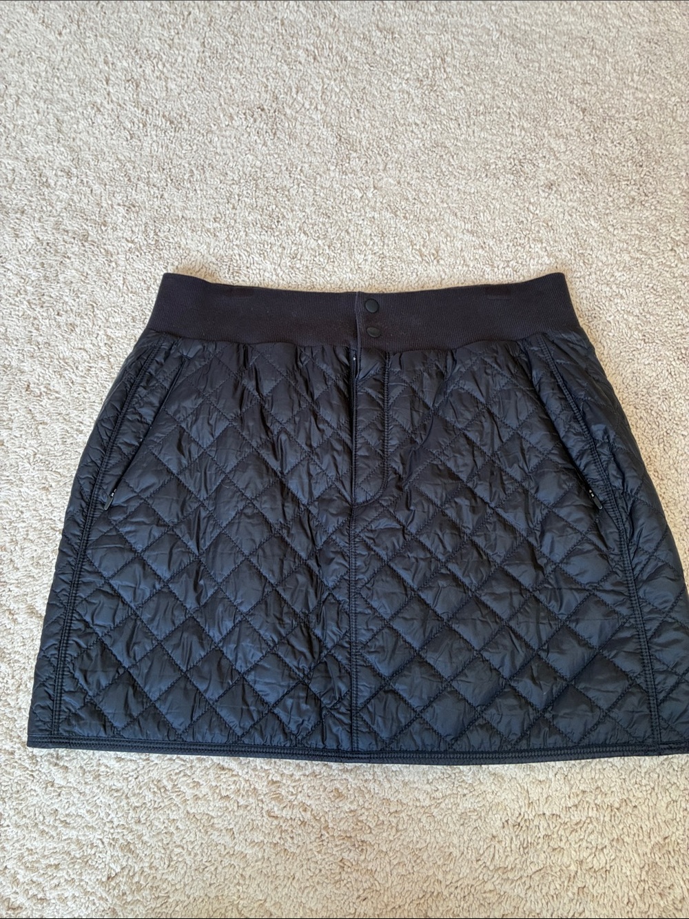Athleta Quilted Black A-Line Women's Skirt